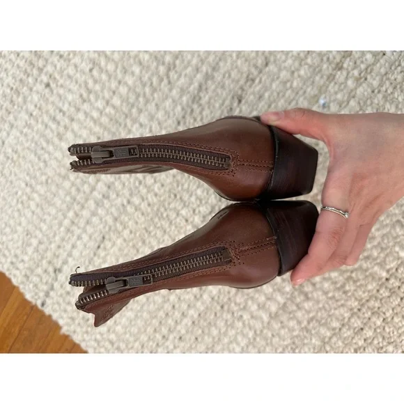 FRYE Boots - Picture 7 of 8